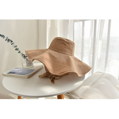 Női sapka rojtokkal