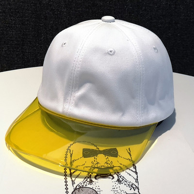 Καθημερινό γυναικείο καπέλο με διαφανές γείσο