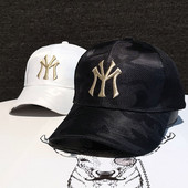 Alkalmi sapka napellenzővel és fényes hatással