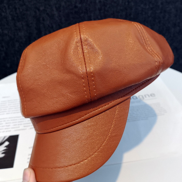 Női bőr sapka több színben