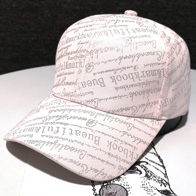 Ženska ležerna kapa sa šilterom i natpisima