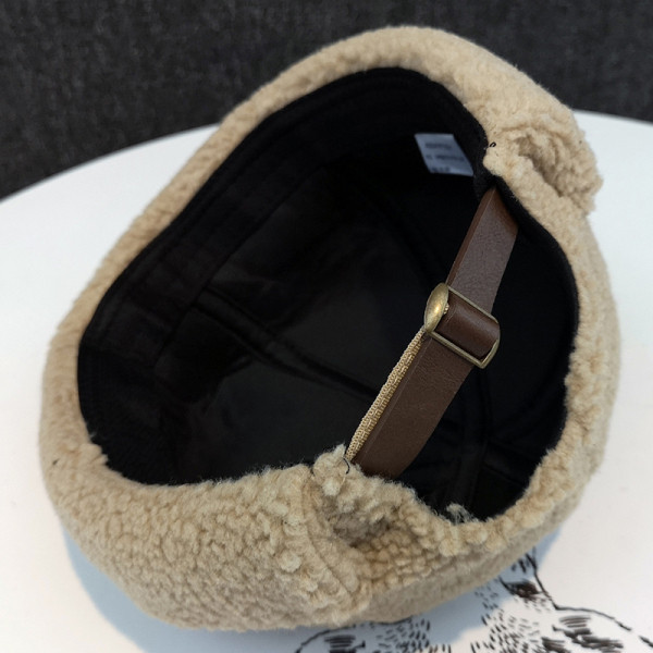 Modern női sapka télre alkalmas - retro stílusú