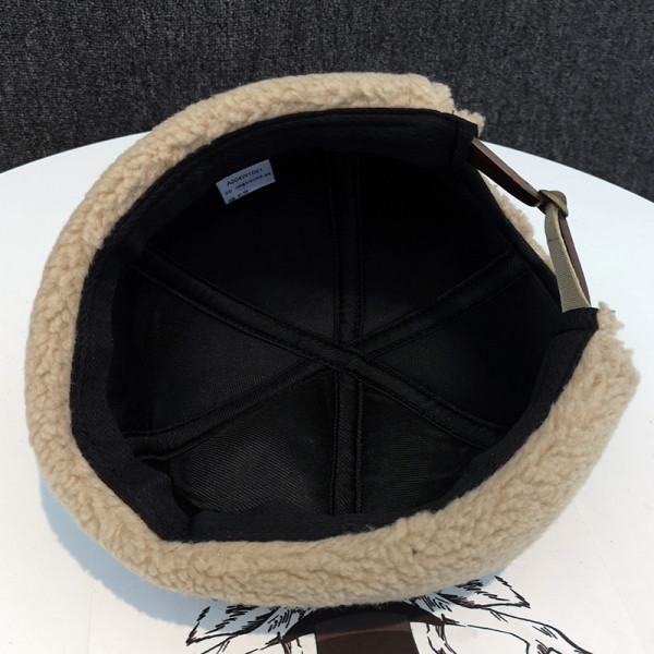 Modern női sapka télre alkalmas - retro stílusú