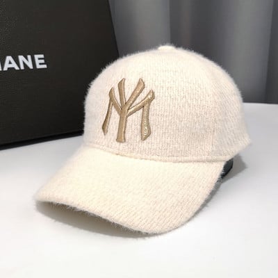 Γυναικείο καπέλο  μπέιζμπολ από γούνα