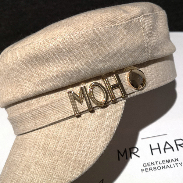 Jauna modeļa sieviešu cepure ar vizieri - vāciņa tipa