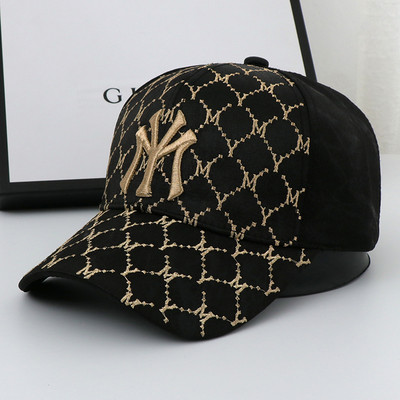 Καπέλο νέου μοντέλου με γείσο με λαμπερό εφέ