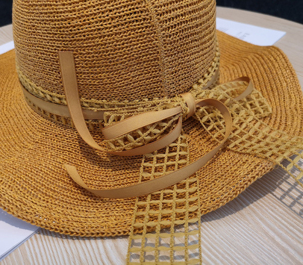 Új modell női sapka szalaggal - nyárra