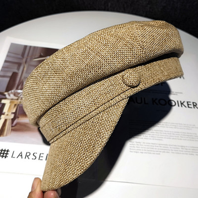 Μοντέρνο γυναικείο καπέλο με κουμπί σε στυλ  μπερέ 