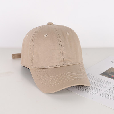 Női alkalmi sapka napellenzővel