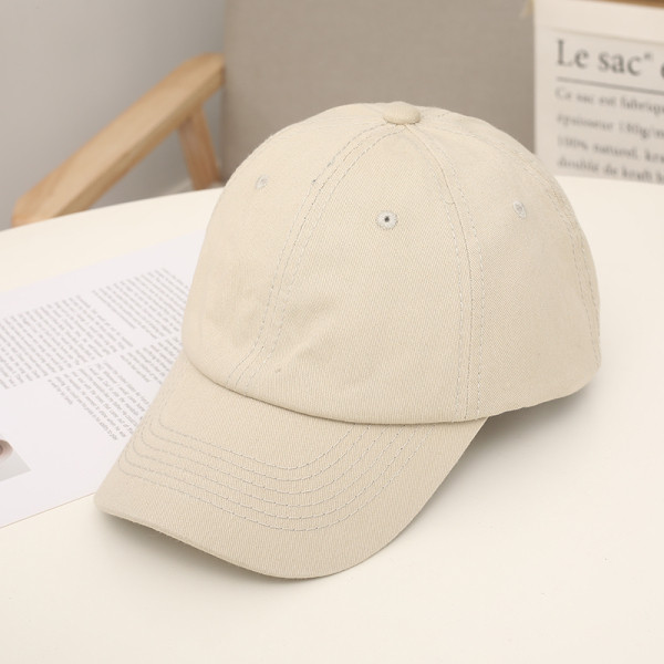 Női alkalmi sapka napellenzővel