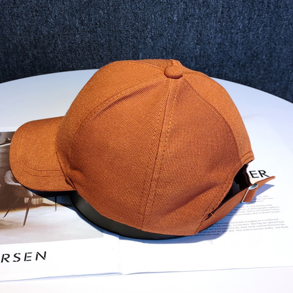 Uniszex baseball sapka hímzett felirattal