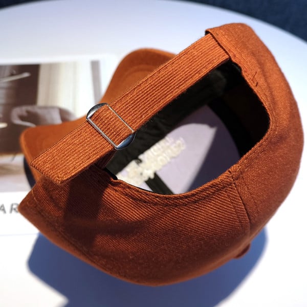 Uniszex baseball sapka hímzett felirattal