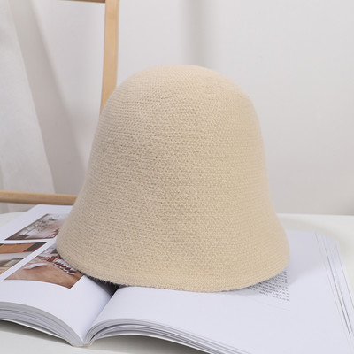 Ženska vunena ribička kapa