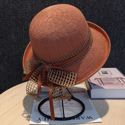 Modern női sapka szalaggal és rojtokkal - nyárra alkalmas