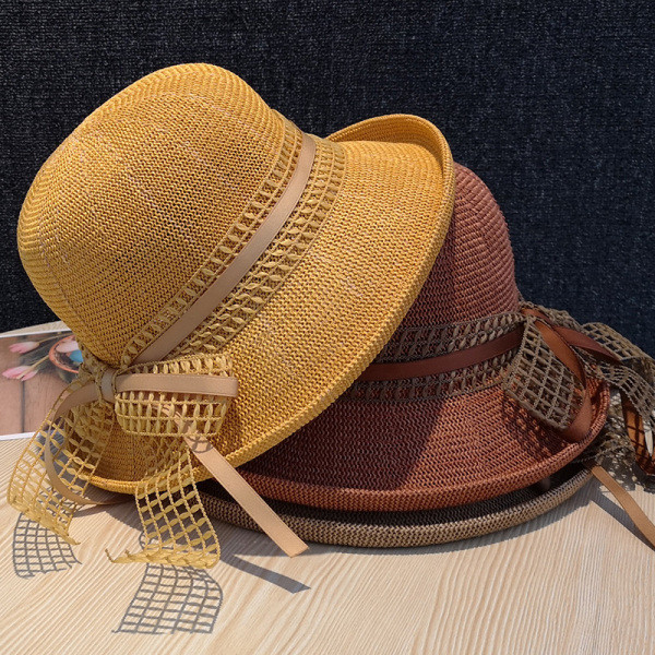 Modern női sapka szalaggal és rojtokkal - nyárra alkalmas