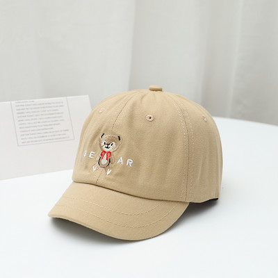 Γυναικείο καπέλο με γείσο μονόχρωμο