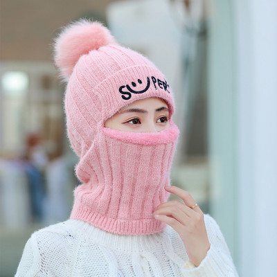 Ženska zimska pletena kapa s paperjem - nekoliko modela