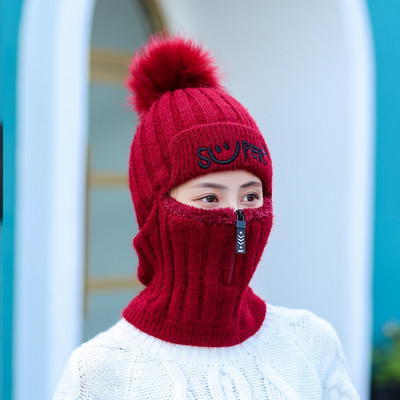 Ženska zimska pletena kapa s paperjem - nekoliko modela