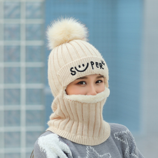 Ženska zimska pletena kapa s paperjem - nekoliko modela