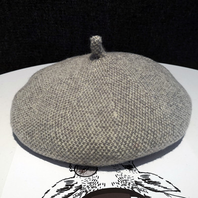 Μάλλινο μπερέ για γυναίκες