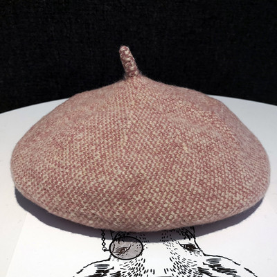 Μάλλινο μπερέ για γυναίκες