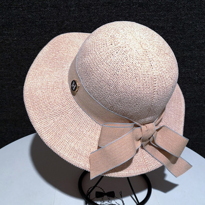 Modern női sapka szalaggal