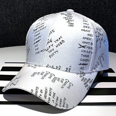 Hétköznapi női sapka új modellje feliratokkal