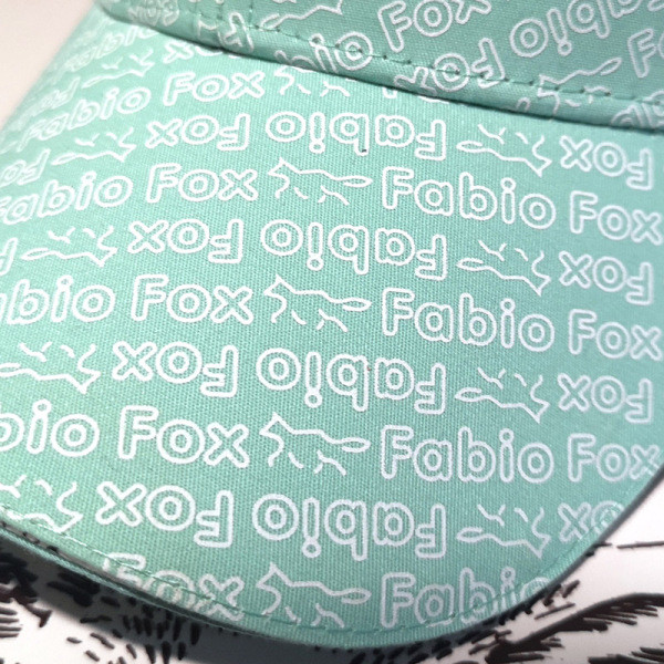 Hétköznapi baseballsapka feliratokkal nőknek