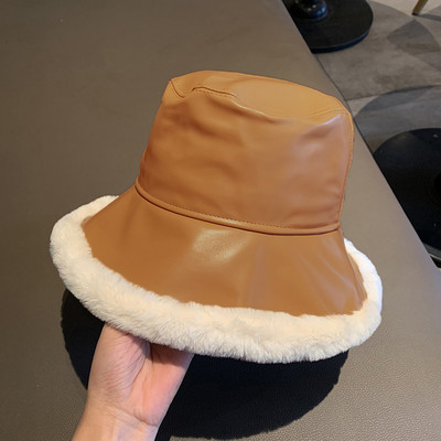 Női sapka P ekobőr pehellyel