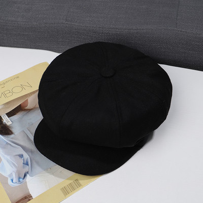 Női sapka típusú sapka napellenzővel