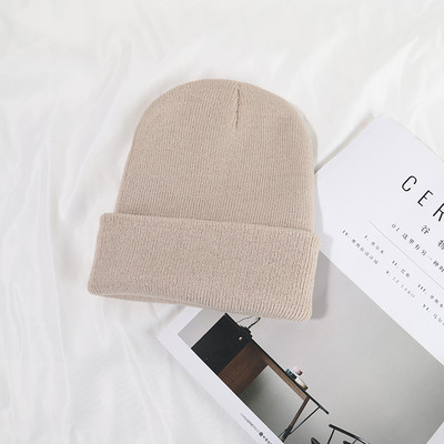 Női téli sapka - egyszínű