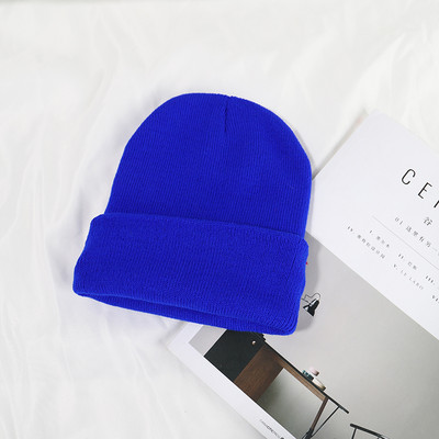 Női téli sapka - egyszínű