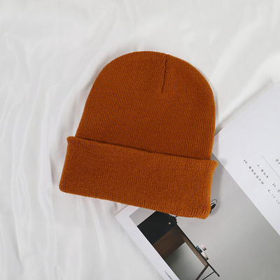 Női téli sapka - egyszínű