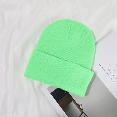 Női téli sapka - egyszínű