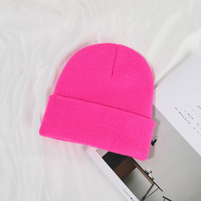 Női téli sapka - egyszínű