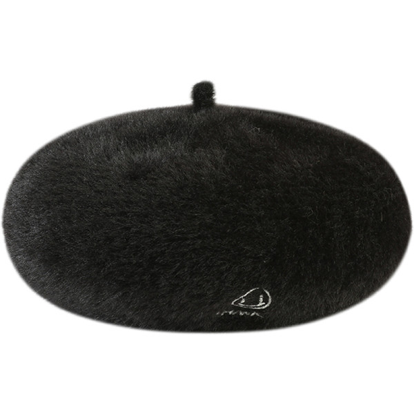 Ženska moderna kapa tipa beretka s vezom