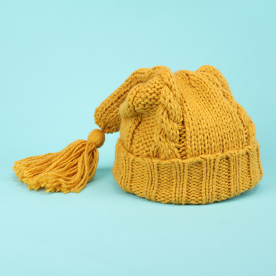 Új modell téli női kalap bojttal