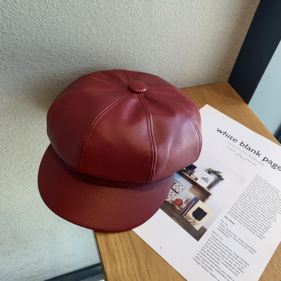 Női eco bőr sapka napellenzővel