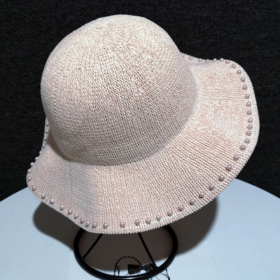 Μοντέρνο γυναικείο καπέλο με κρόσσια και πέρλες
