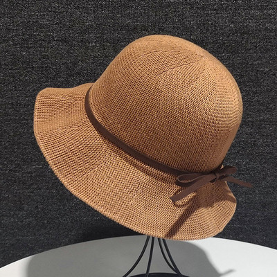 Καπέλο γυναικείου μοντέλου με κορδέλα