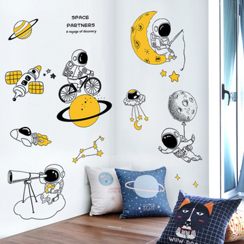 Самозалепваща се декорация за детска стая с астронавти