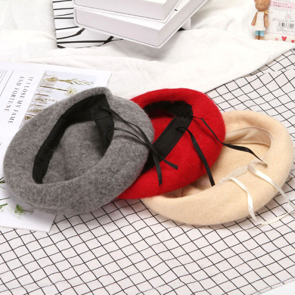 Női őszi-téli barett típusú sapka