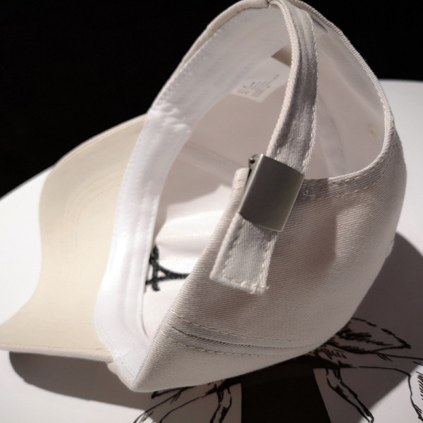 Ženska bejzbol kapa za svaki dan s vezom