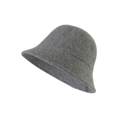 Modern női kötősapka retro stílusban