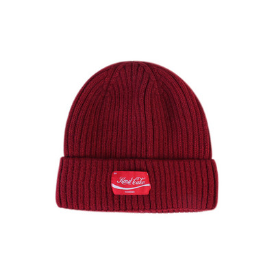 Γυναικείο πλεκτό καπέλο χειμερινό  με επιγραφή