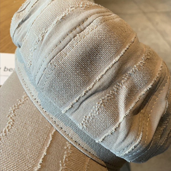 Modern női sapka típusú sapka napellenzővel