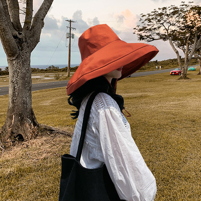 Modern női textil sapka perifériával