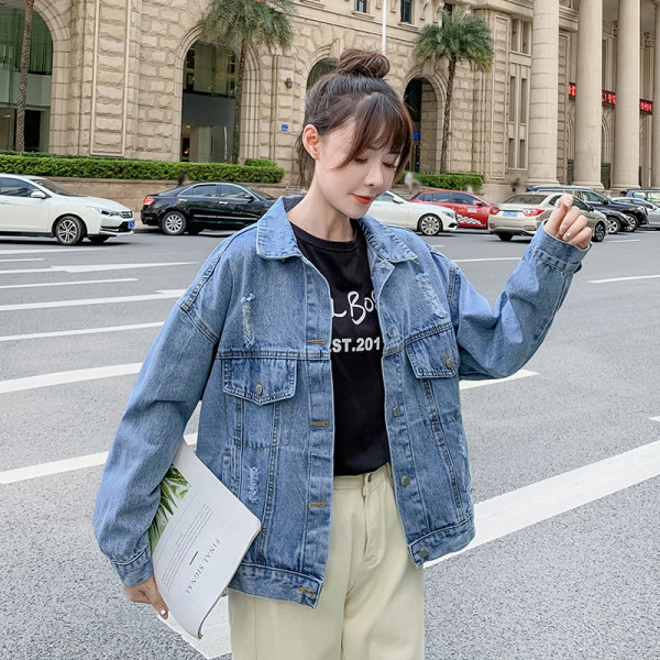 Ženska teksas jakna sa natpisom