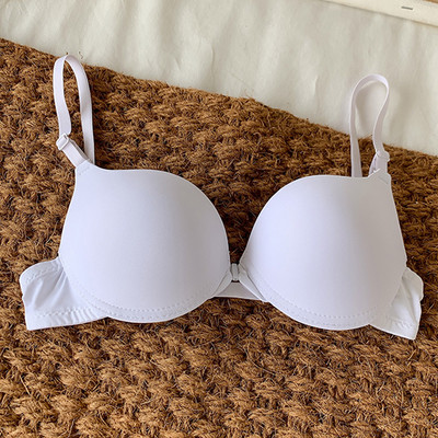 Ležeran ženski grudnjak s podstavom jednobojni model