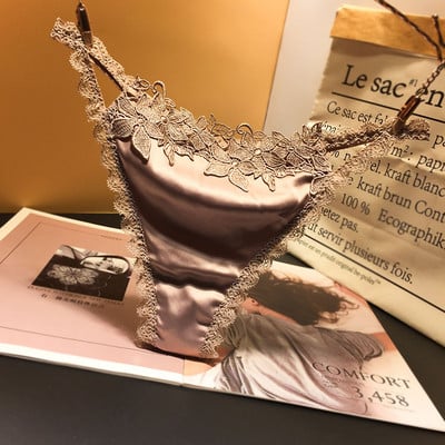 Női tangák csipkével